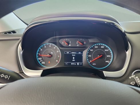 Used 2020 Chevrolet Traverse LS FWD image 10