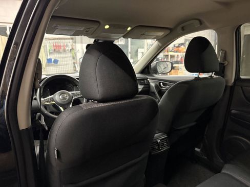 Used 2019 Nissan Rogue S w/ Special Edition Package image 16