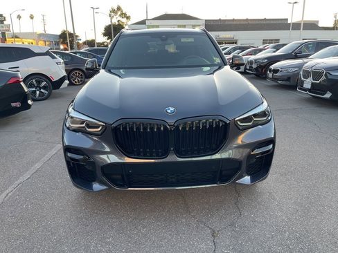 Used 2022 BMW X5 sDrive40i w/ M Sport Package image 2
