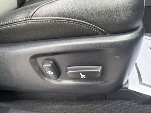 Used 2020 Toyota 4Runner SR5 Premium image 26