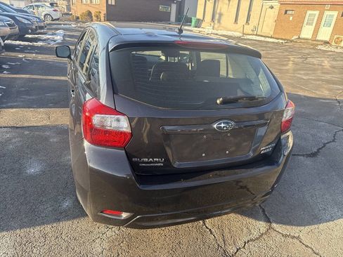 Used 2013 Subaru Impreza 2.0i image 9