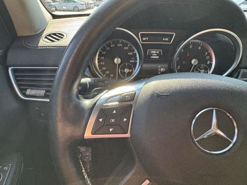 Used 2015 Mercedes-Benz GL 550 4MATIC w/ Accessory Chrome Package image 24