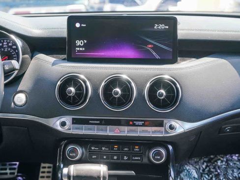 Used 2022 Kia Stinger GT-Line RWD image 12