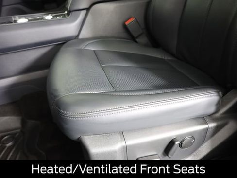 Certified 2023 Ford Expedition XLT image 43