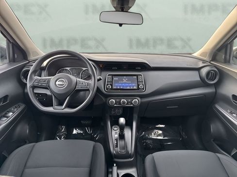 Used 2023 Nissan Kicks S image 11