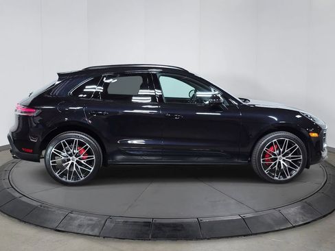 Certified 2025 Porsche Macan S image 8