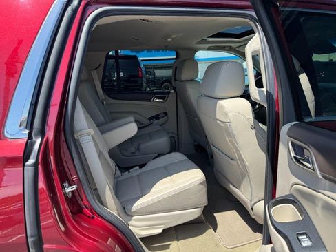 Used 2018 GMC Yukon Denali AWD/4WD image 10
