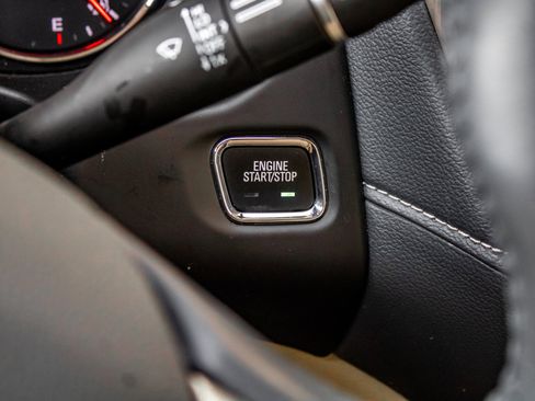 Used 2020 GMC Acadia Denali w/ Denali Ultimate Package image 35