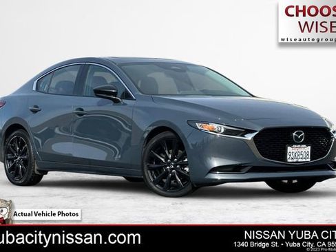 Used 2025 MAZDA MAZDA3 s image 1