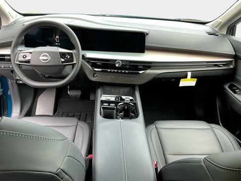 Used 2025 Nissan Murano SL AWD/4WD image 11