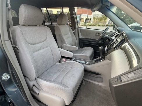 Used 2003 Toyota Highlander 2WD image 29