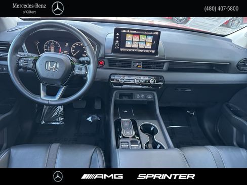 Used 2023 Honda Pilot Touring image 25
