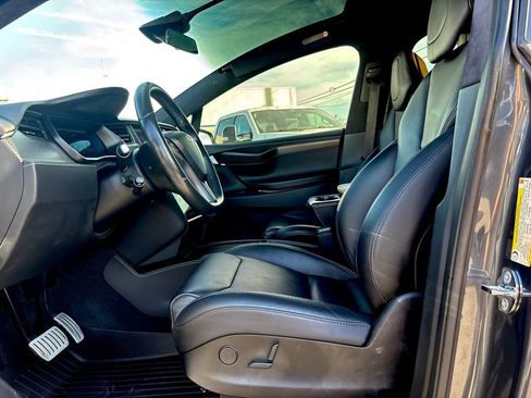 Used 2018 Tesla Model X P100D image 15