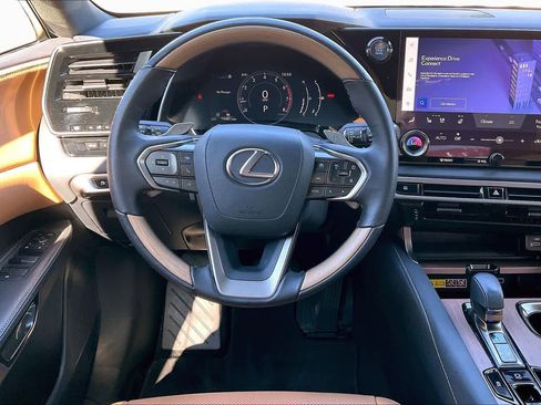 Used 2024 Lexus RX 350 Premium image 5