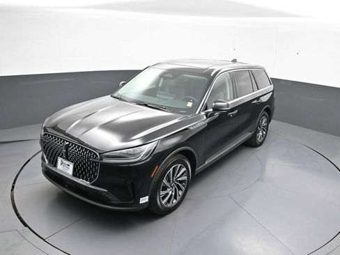 Used 2026 Lincoln Aviator AWD image 38