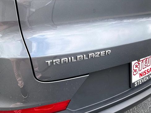 Used 2022 Chevrolet TrailBlazer LS image 22