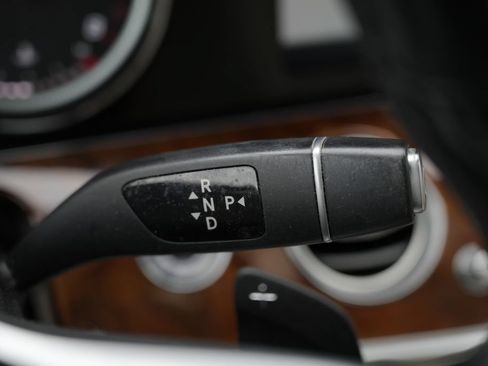 Used 2019 Mercedes-Benz E 300 4MATIC image 54