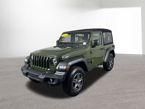 Used 2023 Jeep Wrangler Sport S image 12