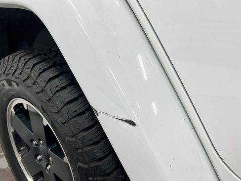Used 2012 Jeep Wrangler Unlimited Sahara AWD/4WD image 29