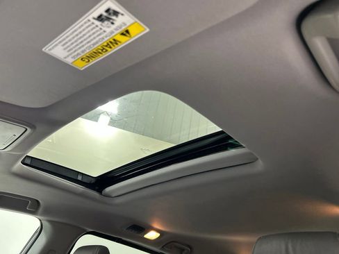 Used 2019 Honda Odyssey EX-L image 25