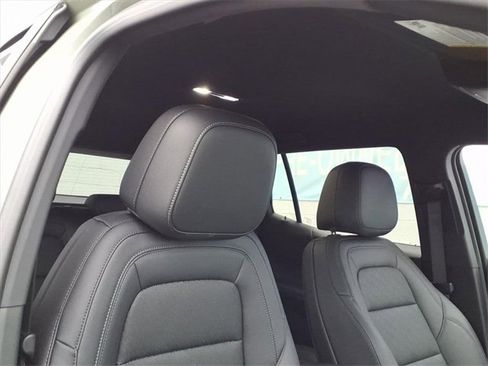 Used 2026 Chevrolet Equinox LT w/ Convenience Package II image 23