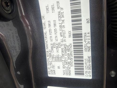 Used 2021 Toyota Tundra SR5 w/ SR5 Upgrade Package RWD image 17