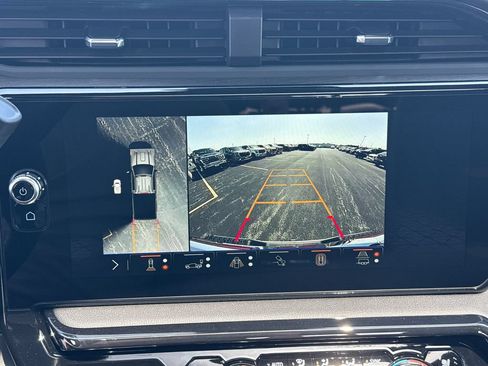 New 2026 GMC Sierra 2500 AT4 w/ AT4 Premium Plus Package AWD/4WD image 24