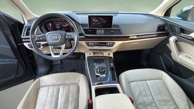 Used 2018 Audi Q5 2.0T Premium Plus w/ Premium Plus Package AWD/4WD image 16