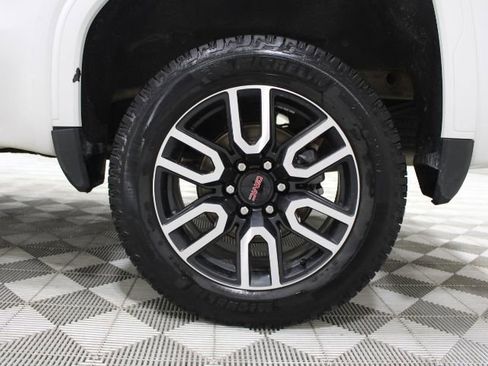 Used 2024 GMC Sierra 1500 AT4 w/ Technology Package image 47