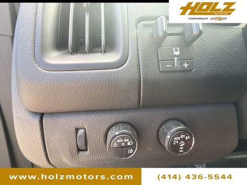Certified 2021 Chevrolet Colorado ZR2 w/ ZR2 Dusk Special Edition AWD/4WD image 17