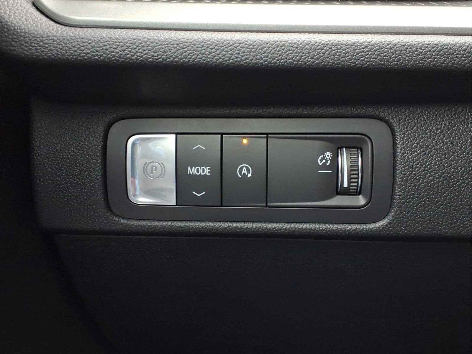 Used 2026 Chevrolet Traverse LT w/ Driver Confidence Package FWD image 18