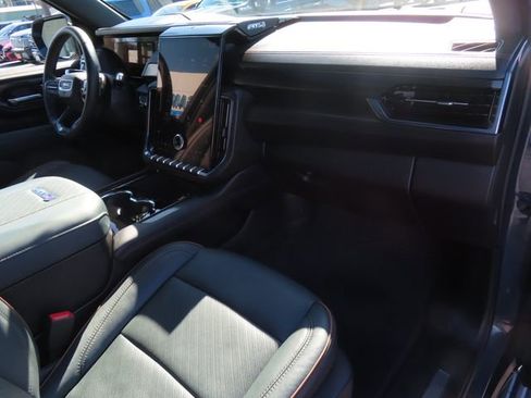 Used 2025 GMC Yukon AT4 w/ AT4 Premium Plus Package image 53