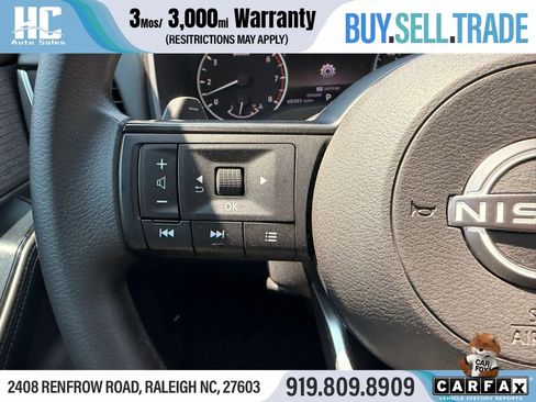 Used 2022 Nissan Rogue S FWD image 26