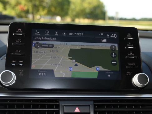 Used 2022 Honda Accord Touring image 36