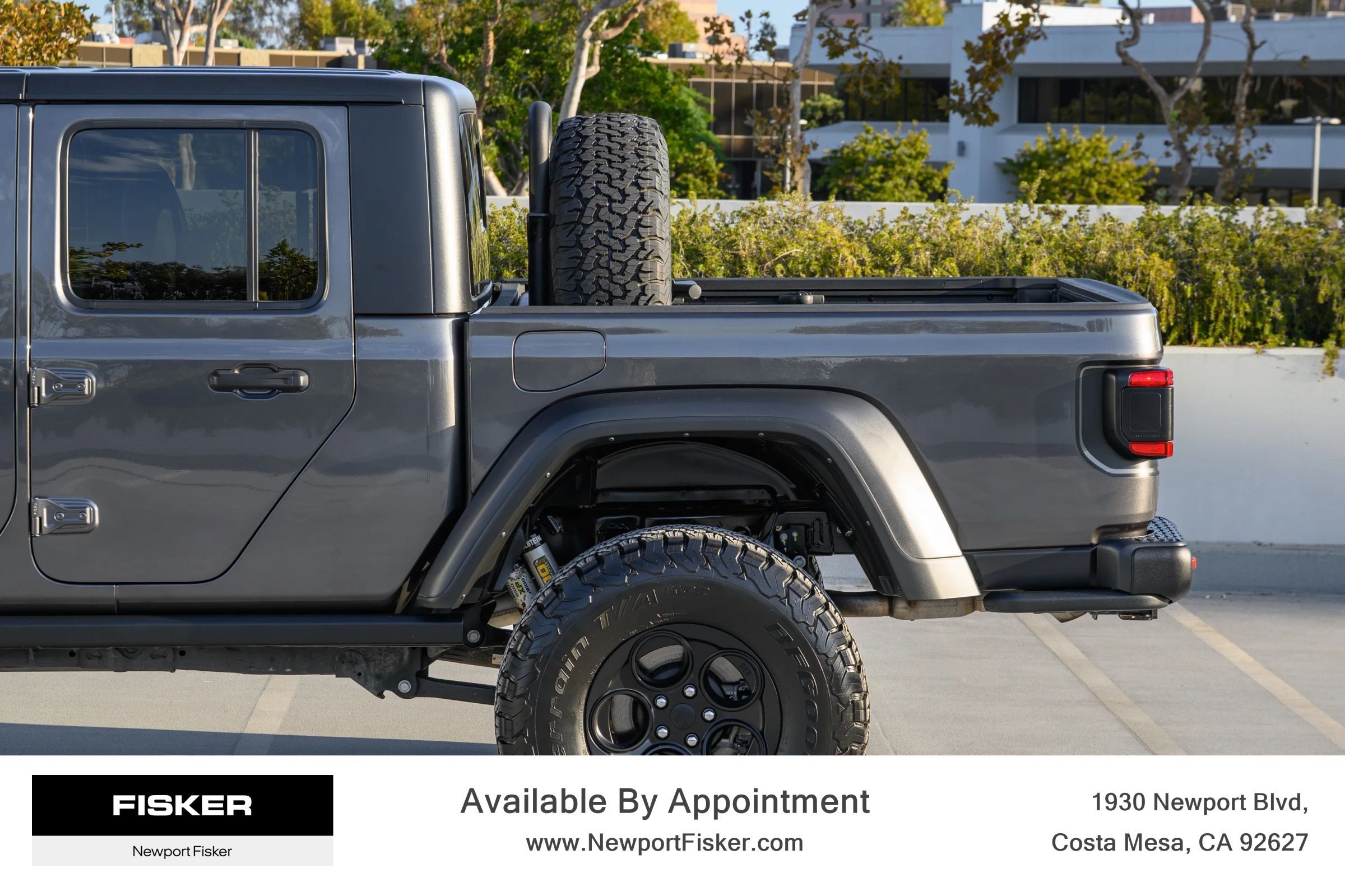 Used 2024 Jeep Gladiator Rubicon w/ Safety Group AWD/4WD image 30