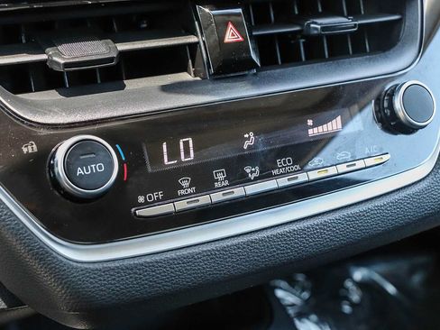 Used 2023 Toyota Corolla LE FWD image 22
