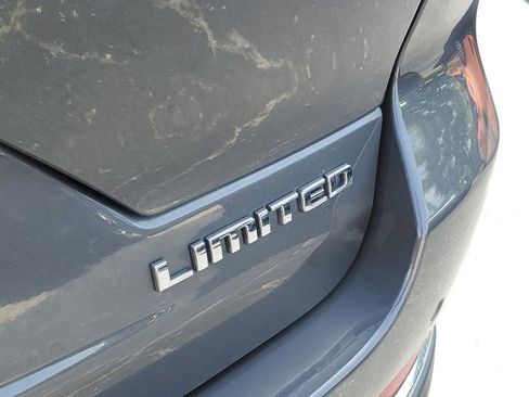 Used 2023 Jeep Grand Cherokee Limited AWD/4WD image 8