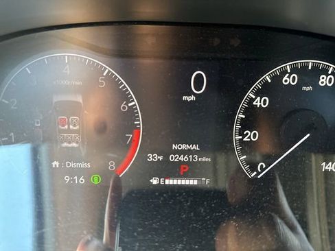 Used 2023 Honda HR-V LX image 11