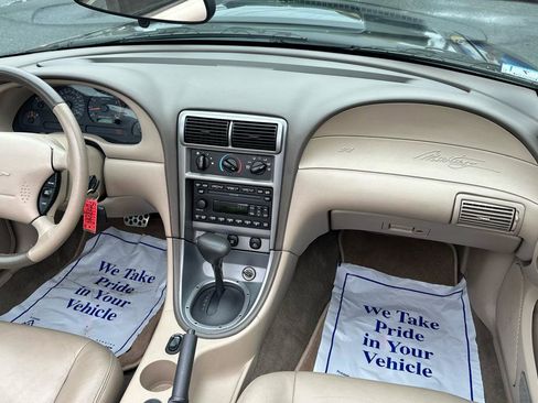 Used 2004 Ford Mustang GT Premium image 20