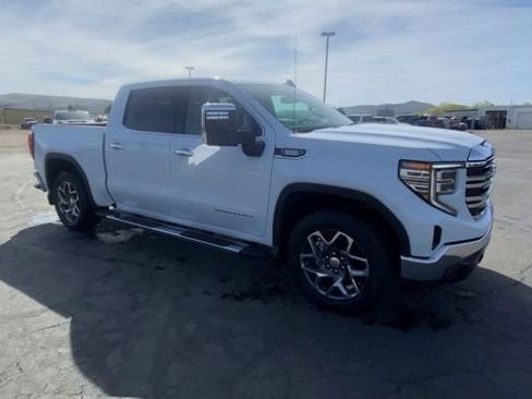 New 2026 GMC Sierra 1500 SLT w/ SLT Premium Package AWD/4WD image 2