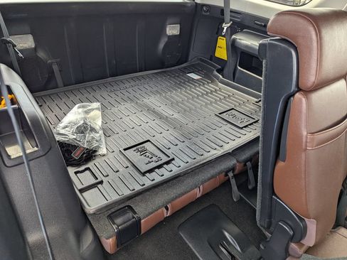 Used 2023 Toyota 4Runner Limited AWD/4WD image 37