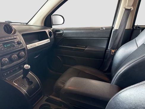 Used 2015 Jeep Compass Sport w/ Power Value Group image 21