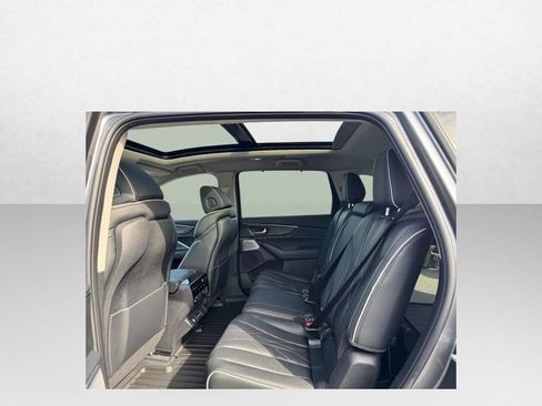 Certified 2026 Acura MDX SH-AWD w/ Advance Package image 7