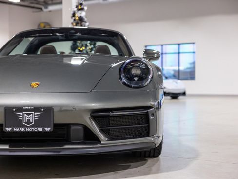 Used 2023 Porsche 911 Targa 4 GTS image 21