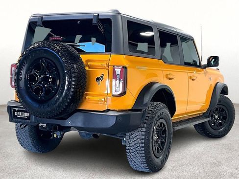 Used 2021 Ford Bronco Wildtrak image 2