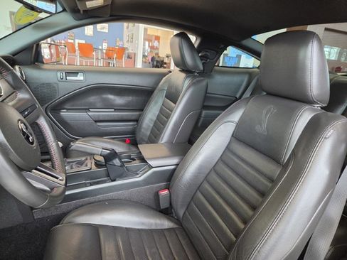 Used 2008 Ford Mustang Shelby GT500 RWD image 17