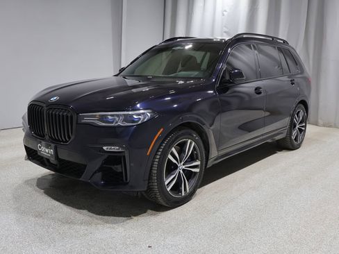 Used 2021 BMW X7 M50i image 6