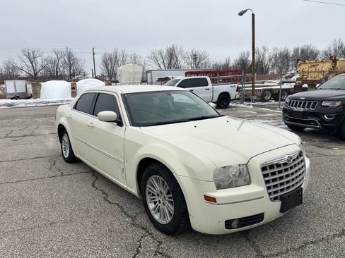 Used 2008 Chrysler 300 Touring image 5