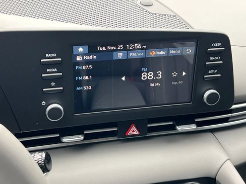 New 2026 Hyundai Elantra Sport FWD image 18
