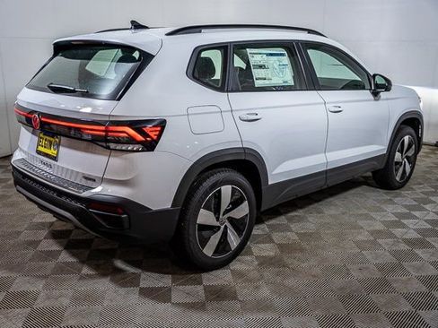 Used 2025 Volkswagen Taos S AWD/4WD image 28